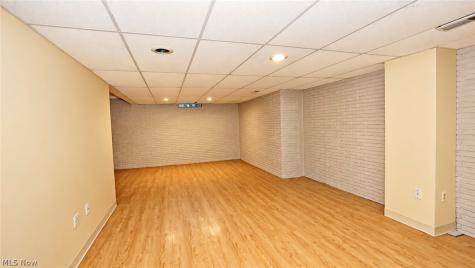 835 Lehigh Avenue Cuyahoga Falls OH 44221