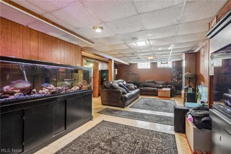 361 Lloyd Road Euclid OH 44132