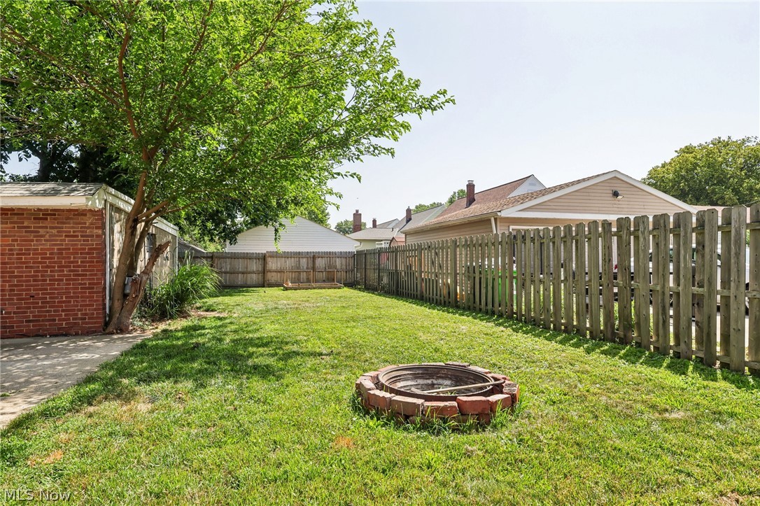 361 Lloyd Road Euclid OH 44132