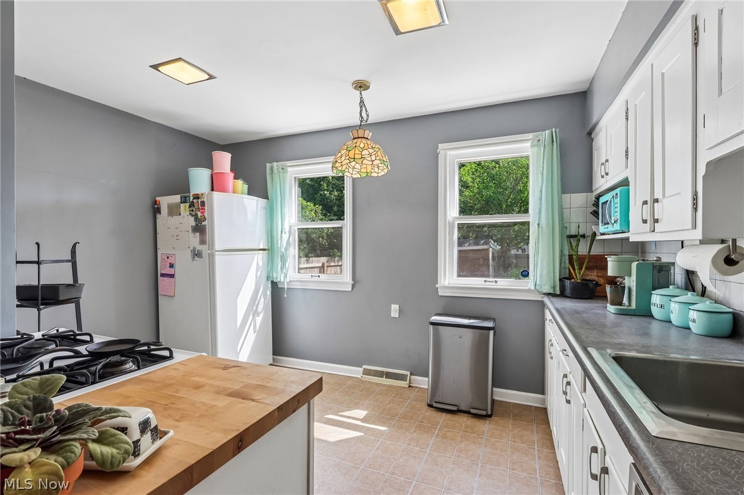 361 Lloyd Road Euclid OH 44132