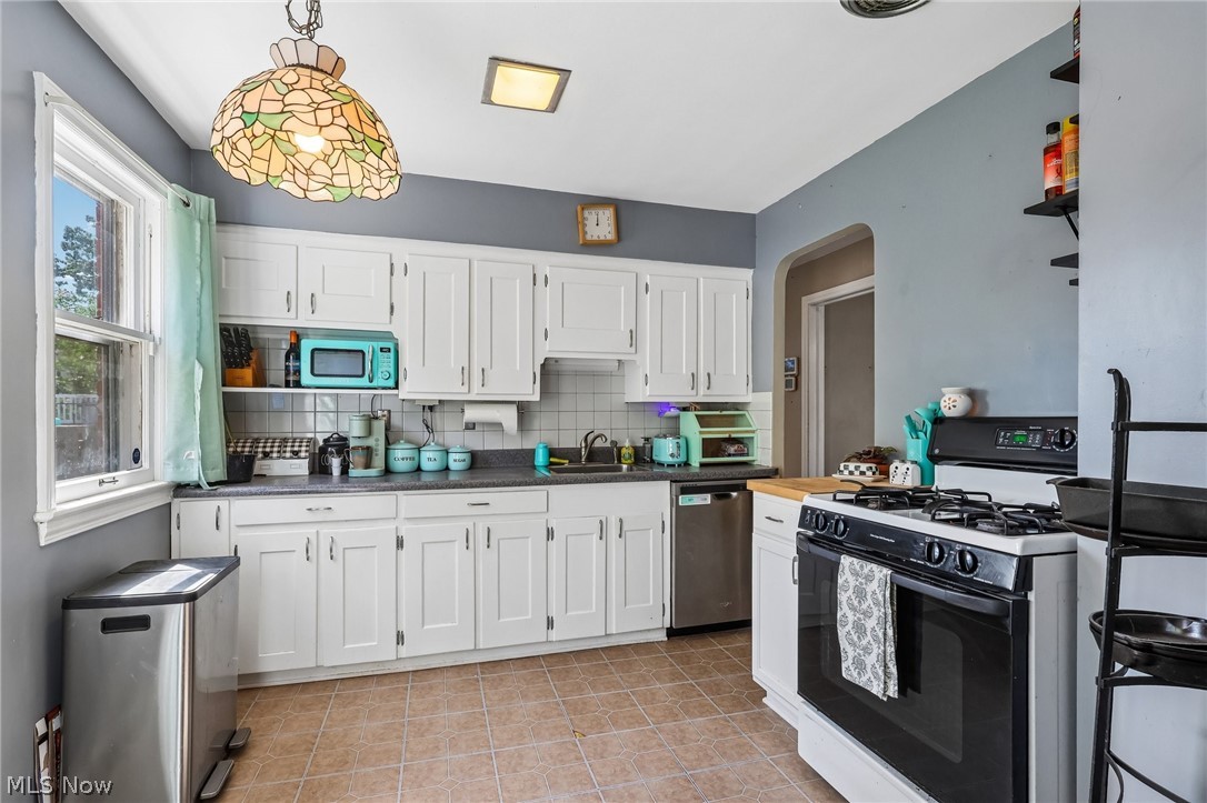 361 Lloyd Road Euclid OH 44132