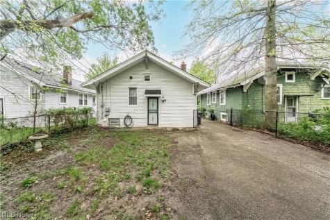 1714 Hillview Road Cleveland OH 44112