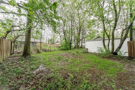 1714 Hillview Road Cleveland OH 44112