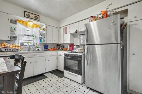 55 W Boxwood Avenue Akron OH 44301