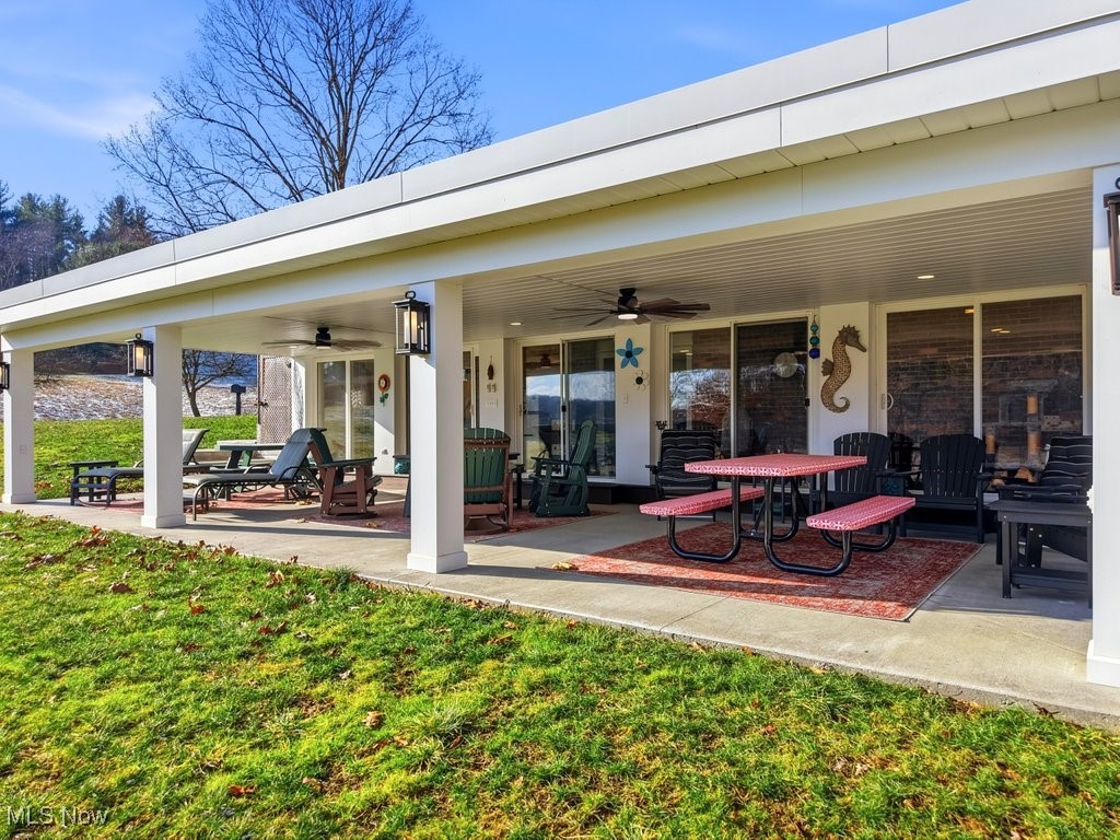 1430 Magnolia Road SW Dellroy OH 44620