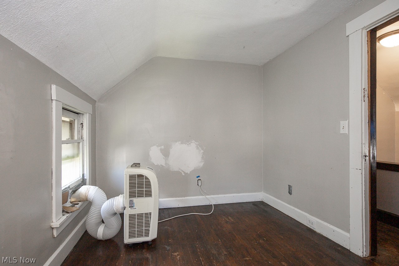 4106 Stickney Avenue Cleveland OH 44109