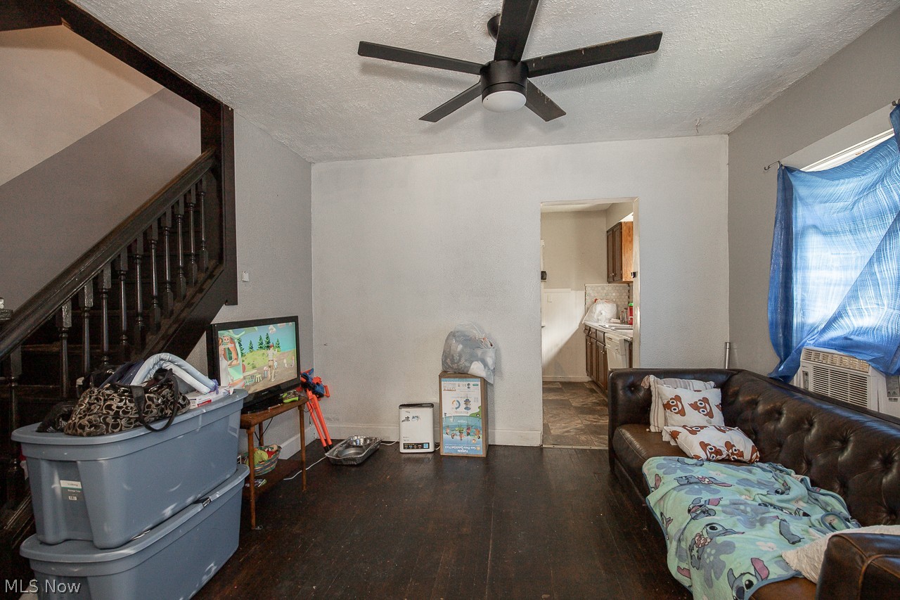 4106 Stickney Avenue Cleveland OH 44109