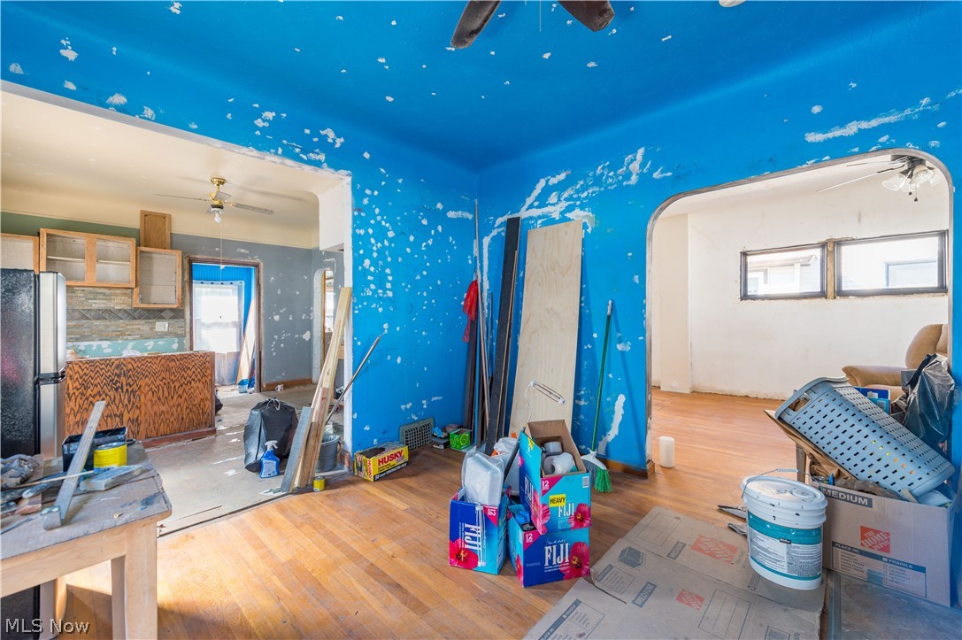 4207 Bucyrus Avenue Cleveland OH 44109