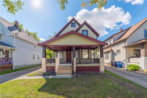 4207 Bucyrus Avenue Cleveland OH 44109