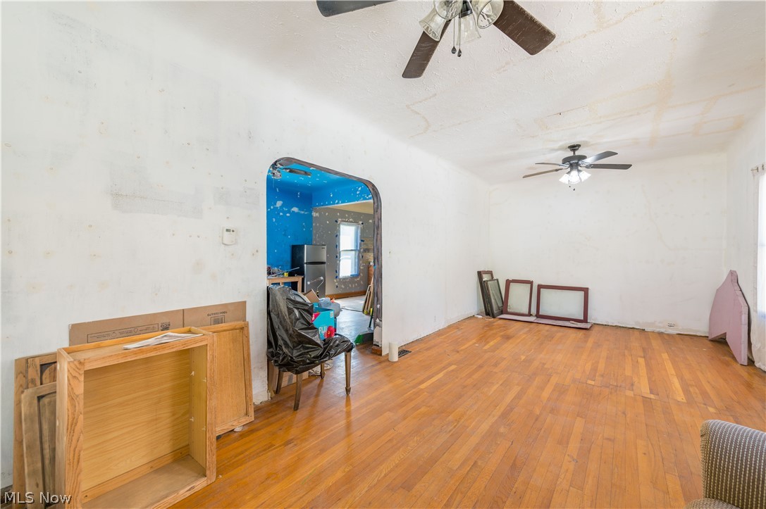 4207 Bucyrus Avenue Cleveland OH 44109