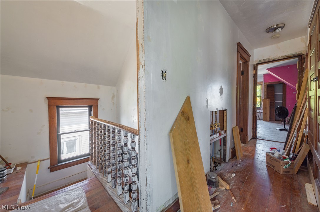 4207 Bucyrus Avenue Cleveland OH 44109