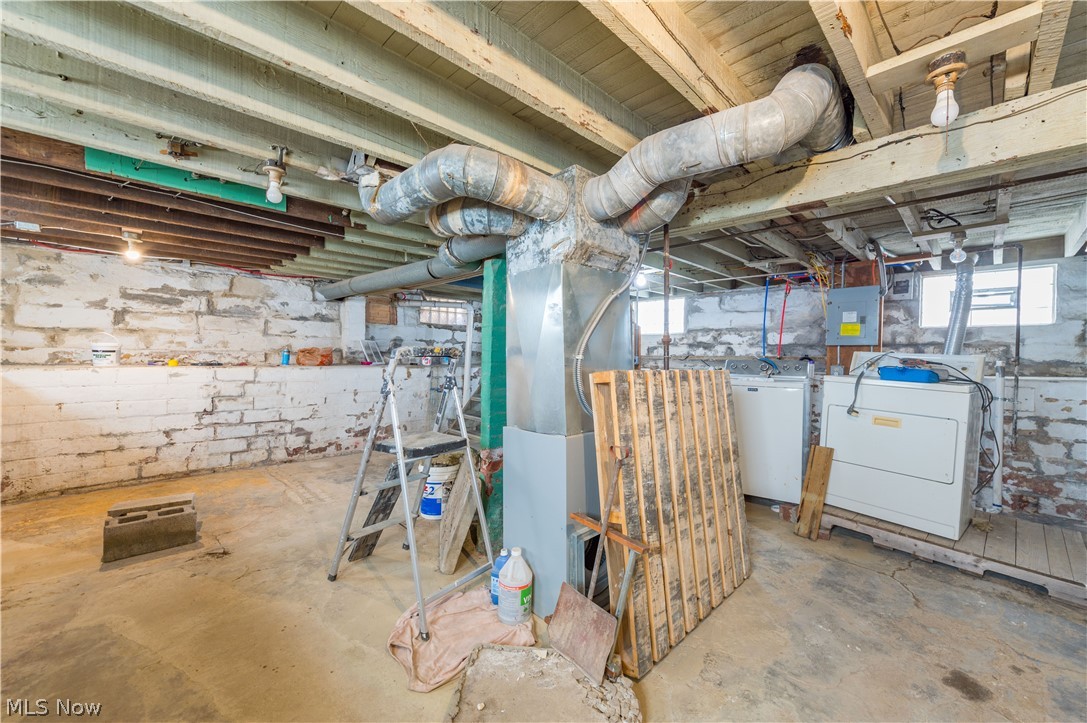 4207 Bucyrus Avenue Cleveland OH 44109