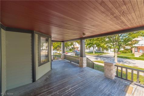 4207 Bucyrus Avenue Cleveland OH 44109