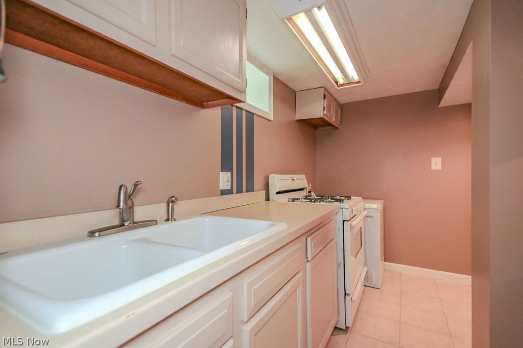 12433 Webster Road Strongsville OH 44136