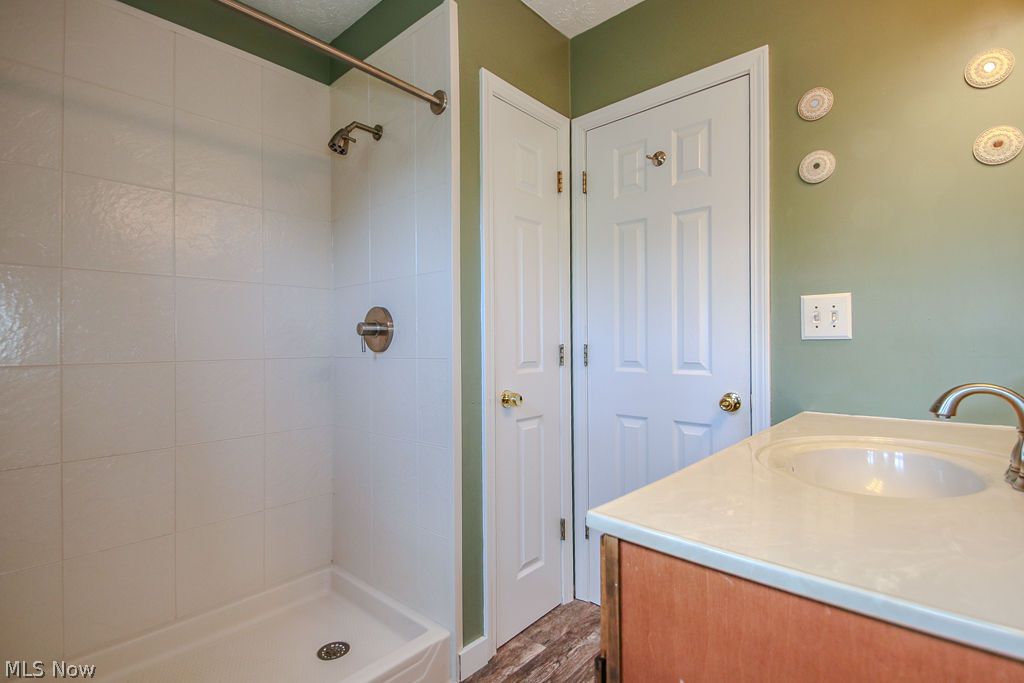 12433 Webster Road Strongsville OH 44136
