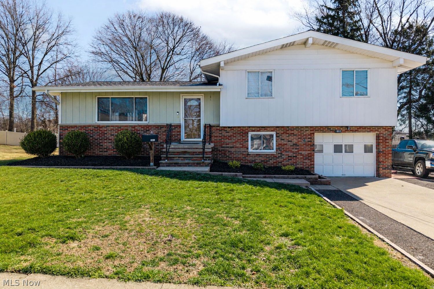 1883 Highview Avenue Akron OH 44301