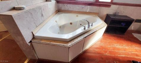 1694 E 90th Street Cleveland OH 44106