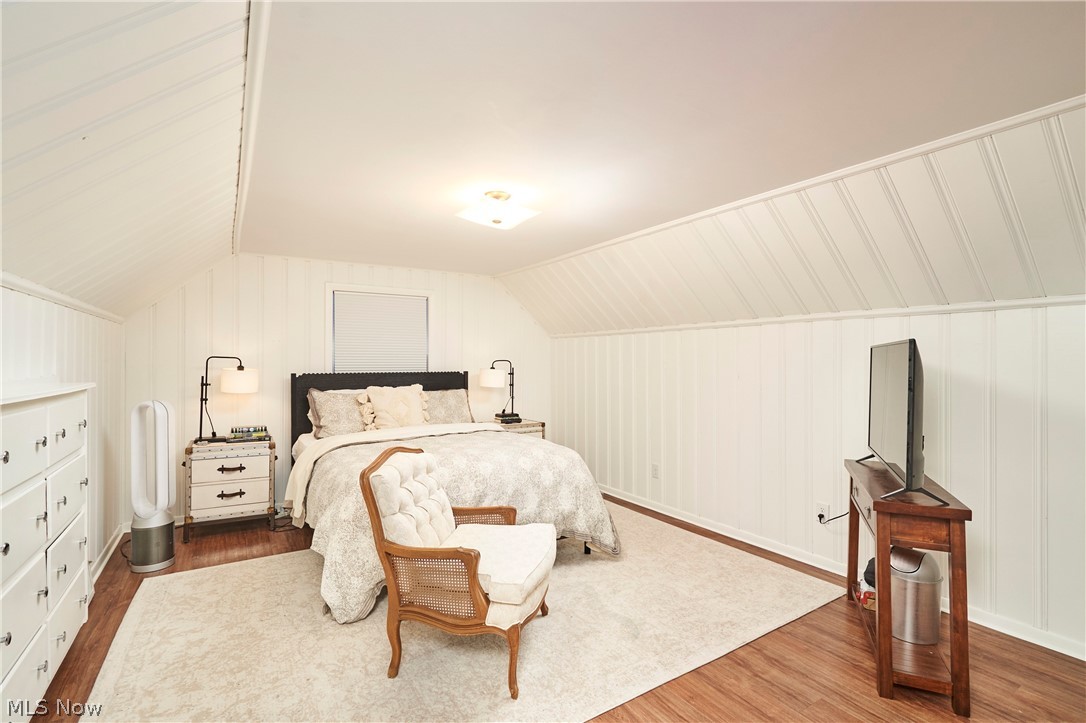 2863 11th Street Cuyahoga Falls OH 44221