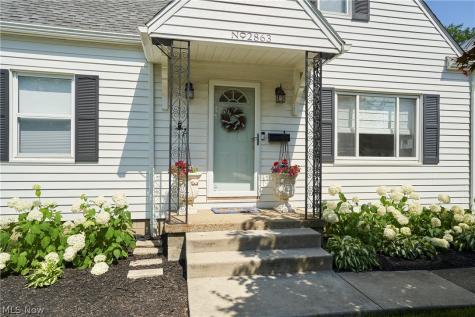 2863 11th Street Cuyahoga Falls OH 44221