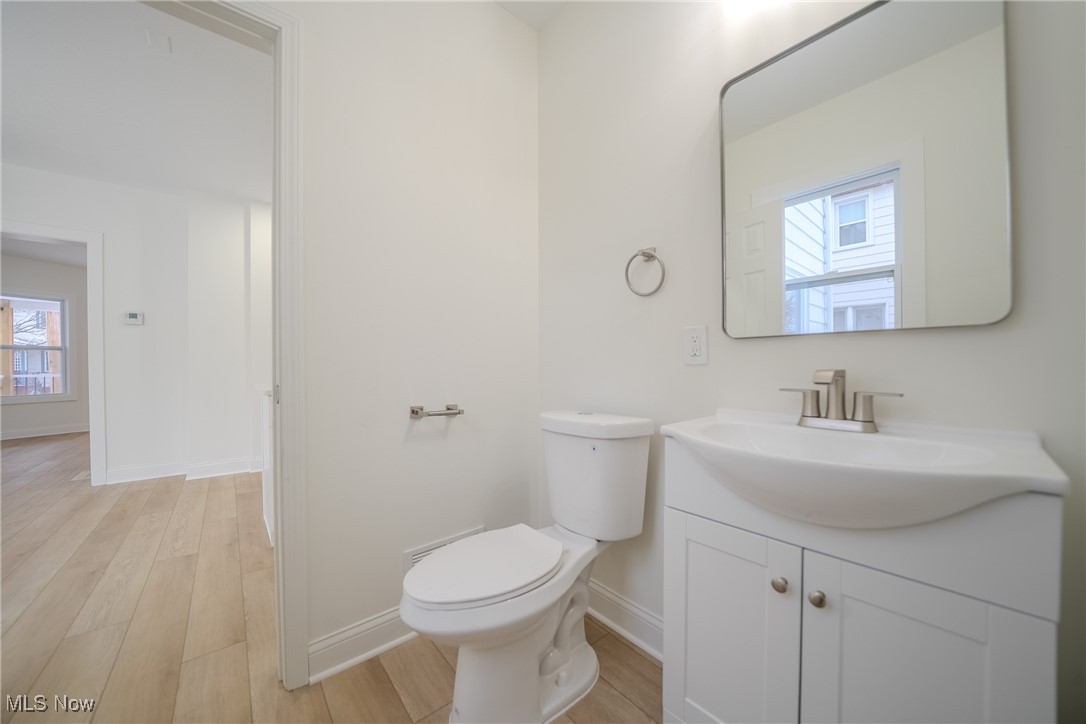 1473 Spring Garden Avenue Lakewood OH 44107