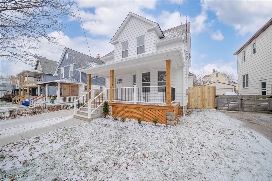 1473 Spring Garden Avenue Lakewood OH 44107