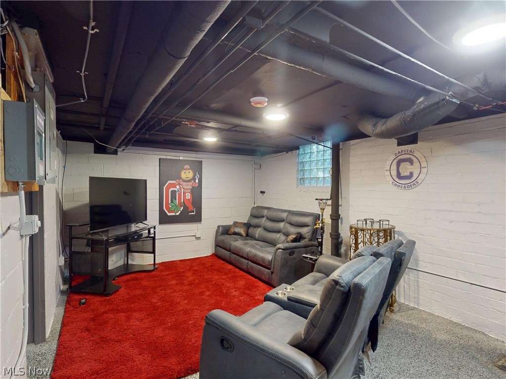 217 4th Street NE Massillon OH 44646