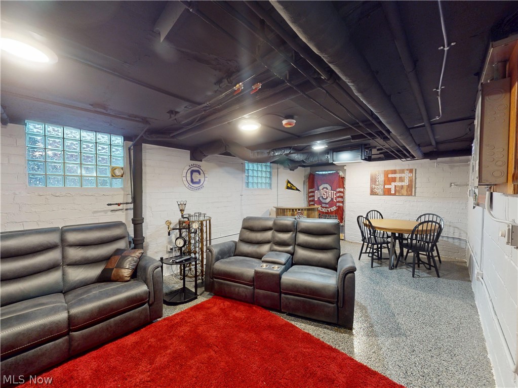 217 4th Street NE Massillon OH 44646