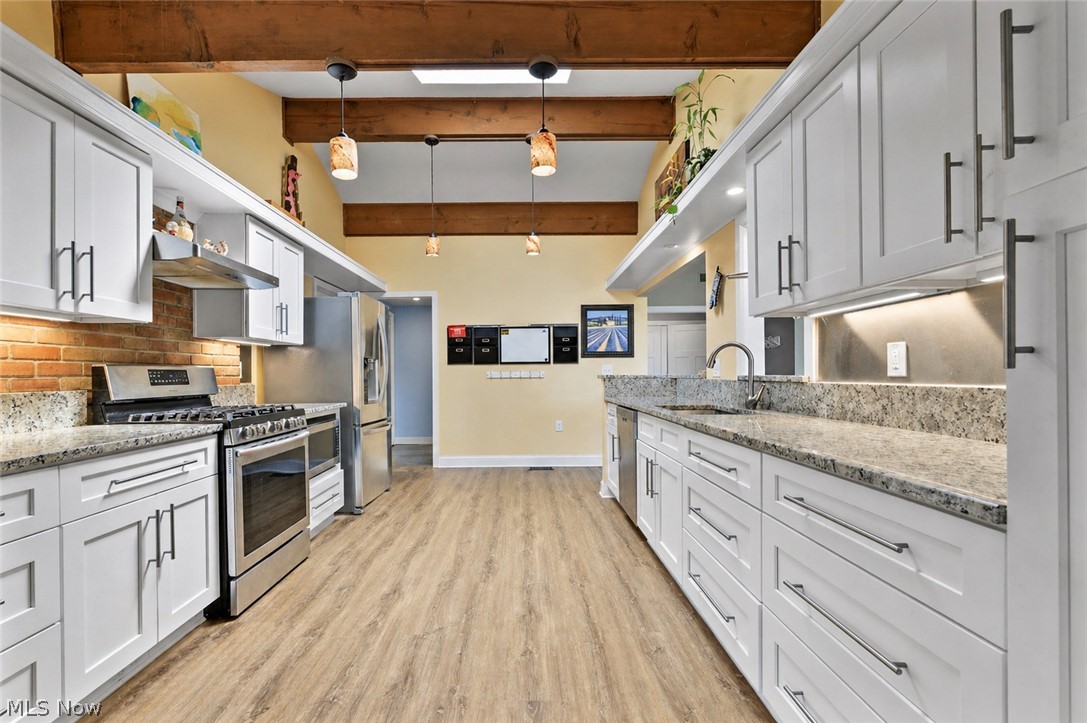 30200 Crestview Drive Bay Village OH 44140