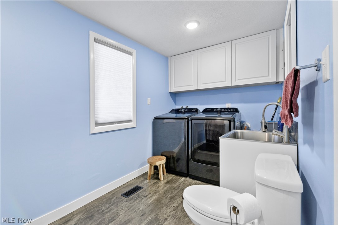 30200 Crestview Drive Bay Village OH 44140