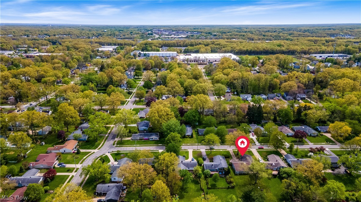 30200 Crestview Drive Bay Village OH 44140
