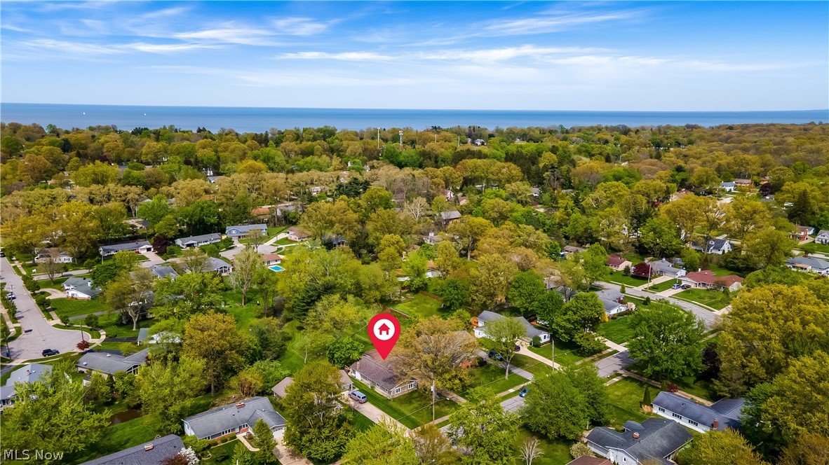 30200 Crestview Drive Bay Village OH 44140