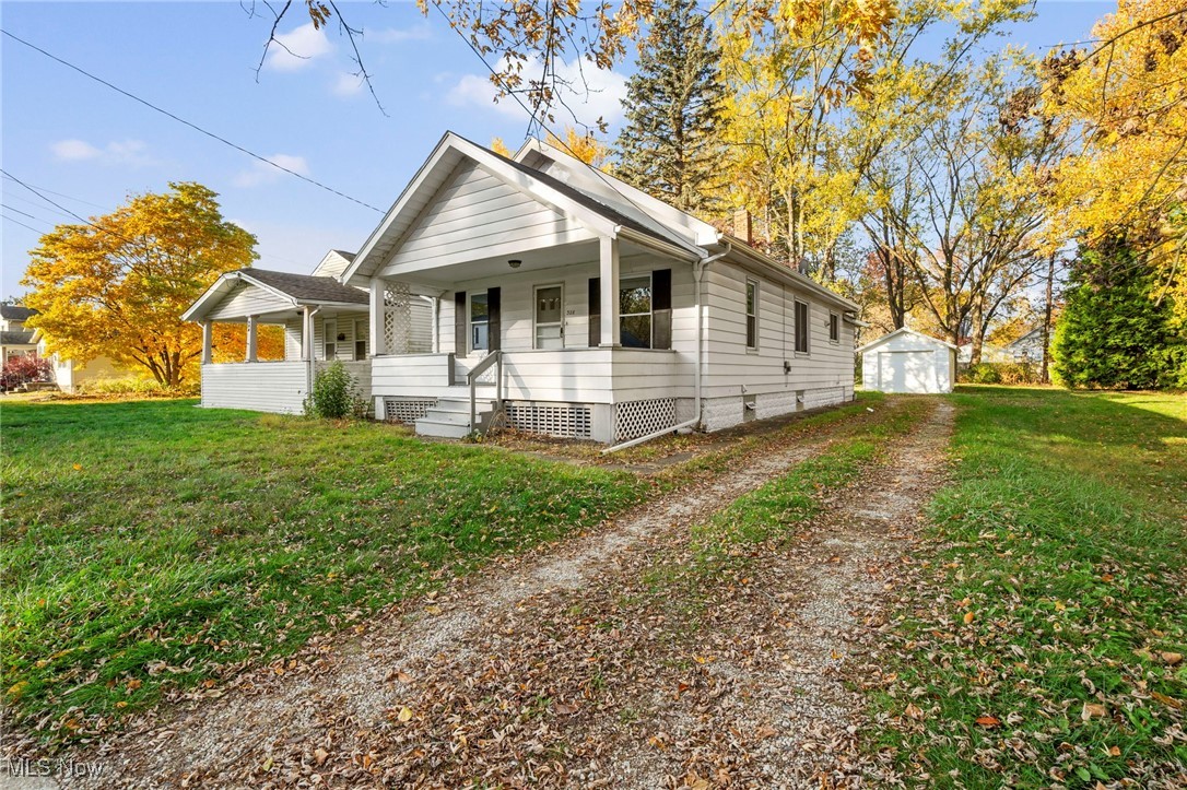 328 Stull Avenue Akron OH 44312