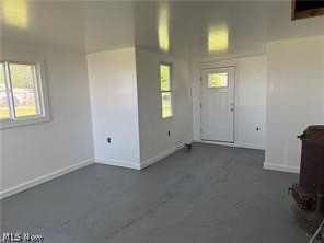 4394 Lake Road N Geneva OH 44041