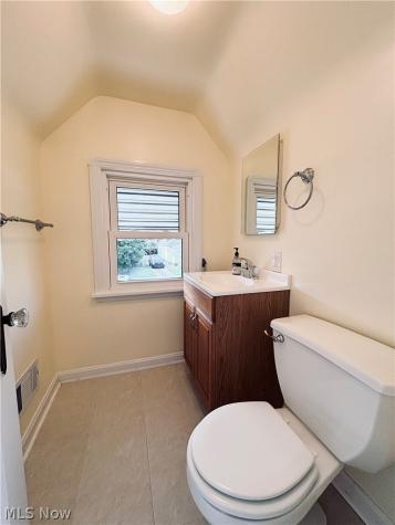 7704 Dartworth Drive Parma OH 44129