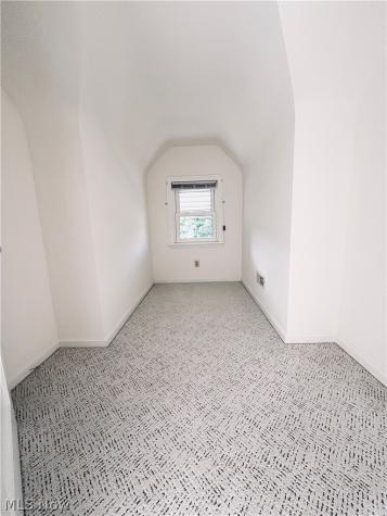 7704 Dartworth Drive Parma OH 44129