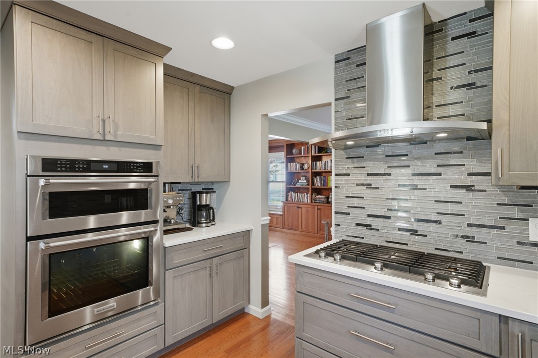 613 Welshire Drive Bay Village OH 44140
