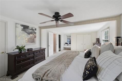 613 Welshire Drive Bay Village OH 44140