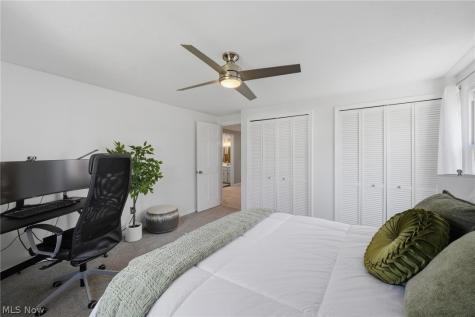 613 Welshire Drive Bay Village OH 44140