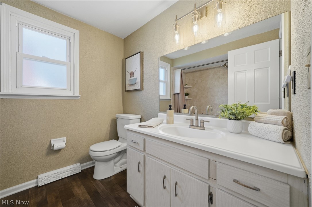613 Welshire Drive Bay Village OH 44140