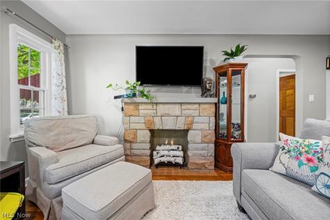 3389 W 132nd Street Cleveland OH 44111