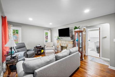 3389 W 132nd Street Cleveland OH 44111