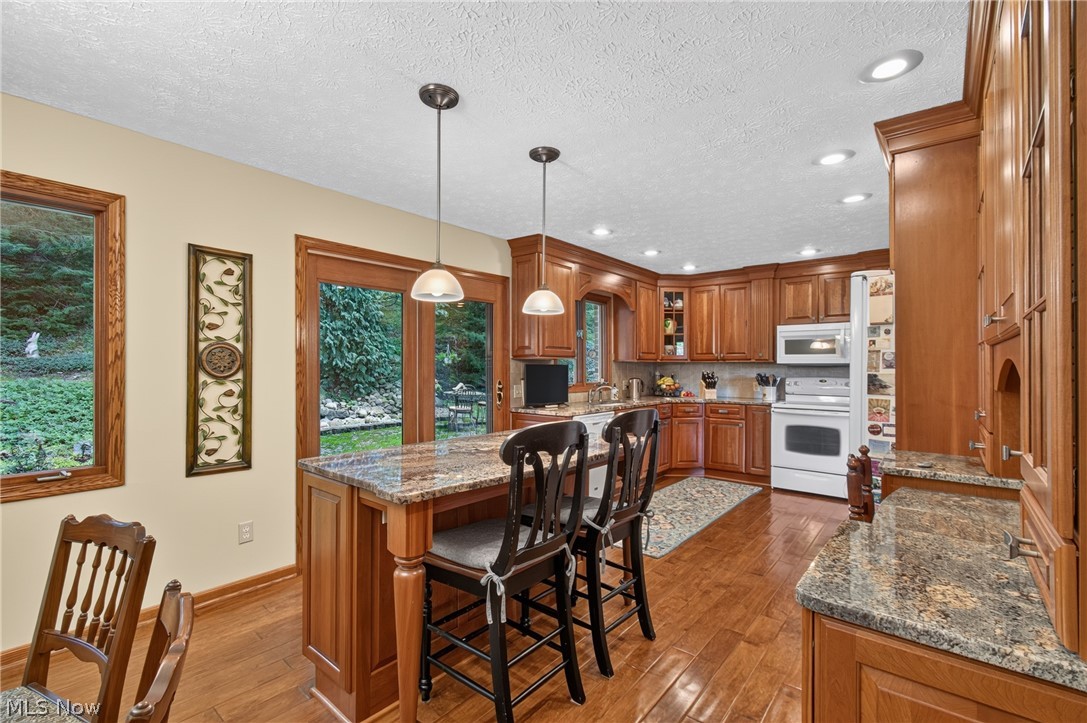 12574 Islandview Avenue NW Uniontown OH 44685