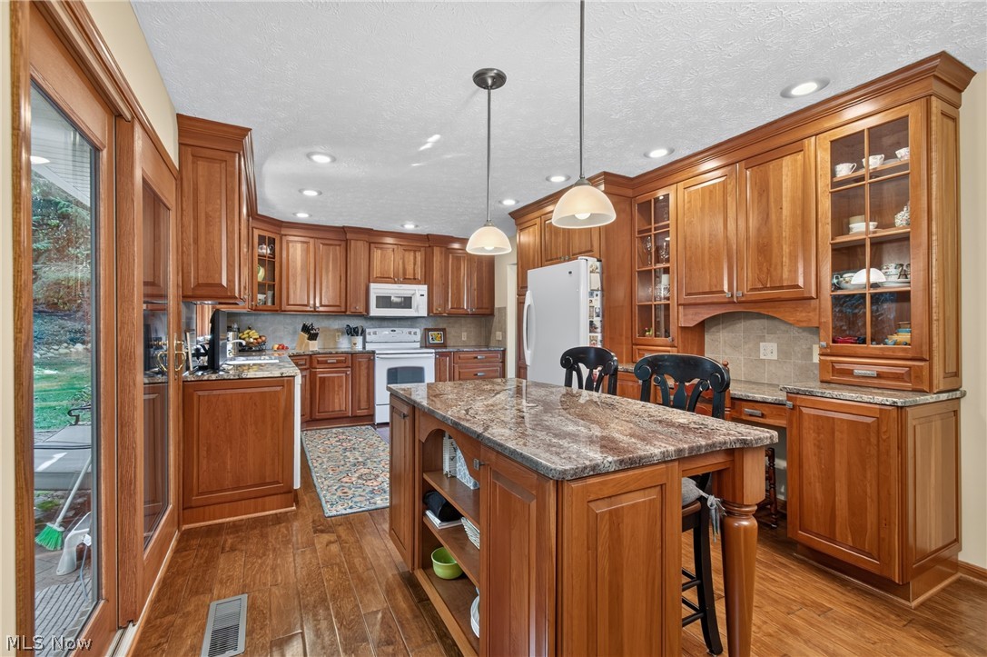 12574 Islandview Avenue NW Uniontown OH 44685