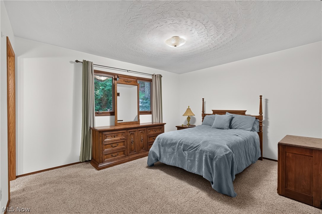 12574 Islandview Avenue NW Uniontown OH 44685