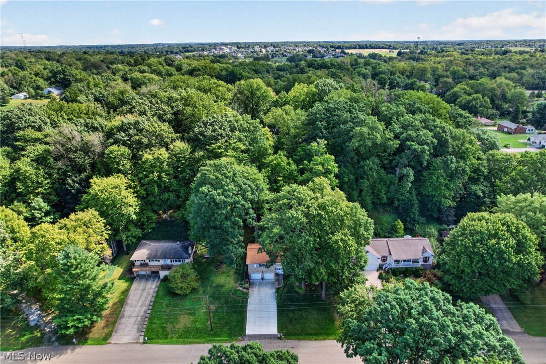 12574 Islandview Avenue NW Uniontown OH 44685