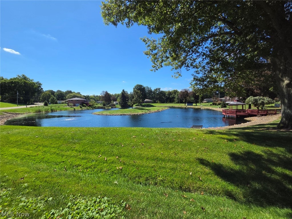 12574 Islandview Avenue NW Uniontown OH 44685