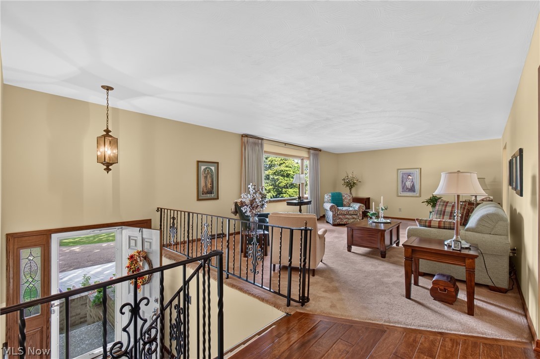 12574 Islandview Avenue NW Uniontown OH 44685