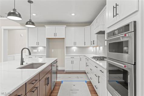 1166 Reserve Boulevard Wadsworth OH 44281
