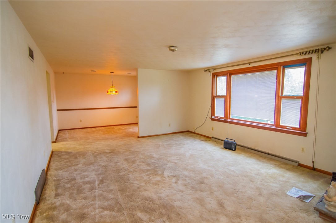 1919 Bel-aire Terrace Steubenville OH 43952