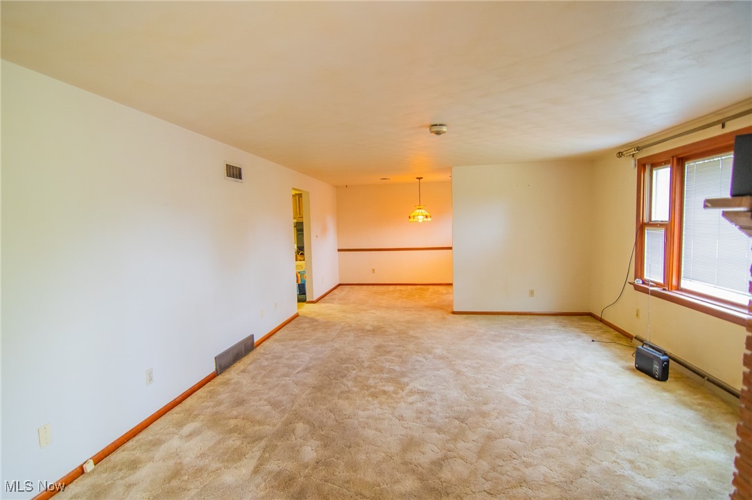 1919 Bel-aire Terrace Steubenville OH 43952